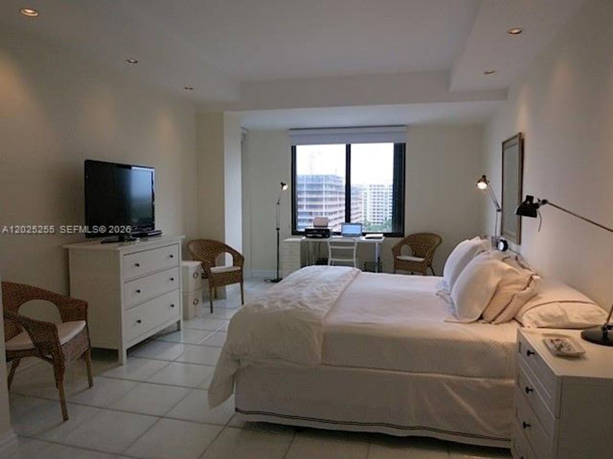 Apartment for rent at 201 Crandon Blvd, Key Biscayne, FL 33149
