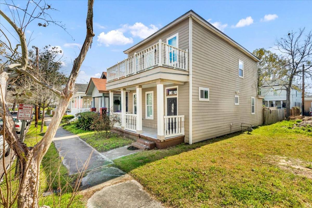 House for rent at 513 E 33rd St, Savannah, GA 31401