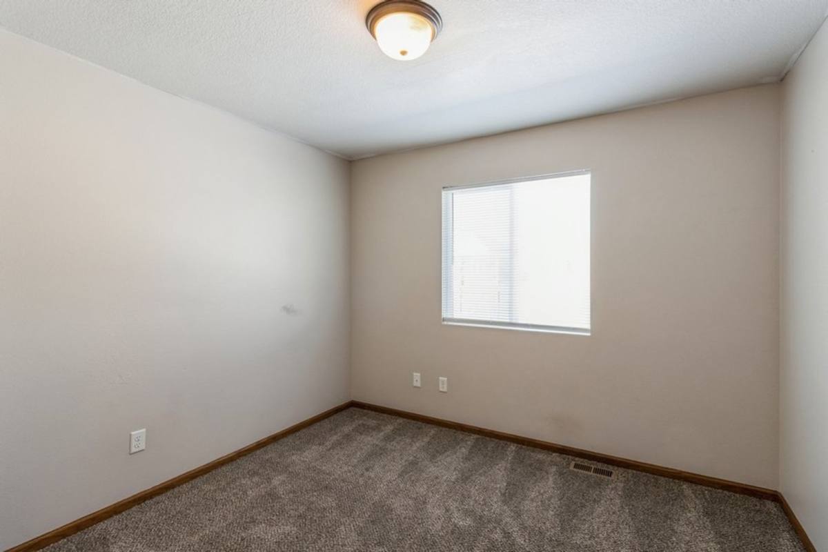 House for rent at 3518 NW 20th St, Ankeny, IA 50023