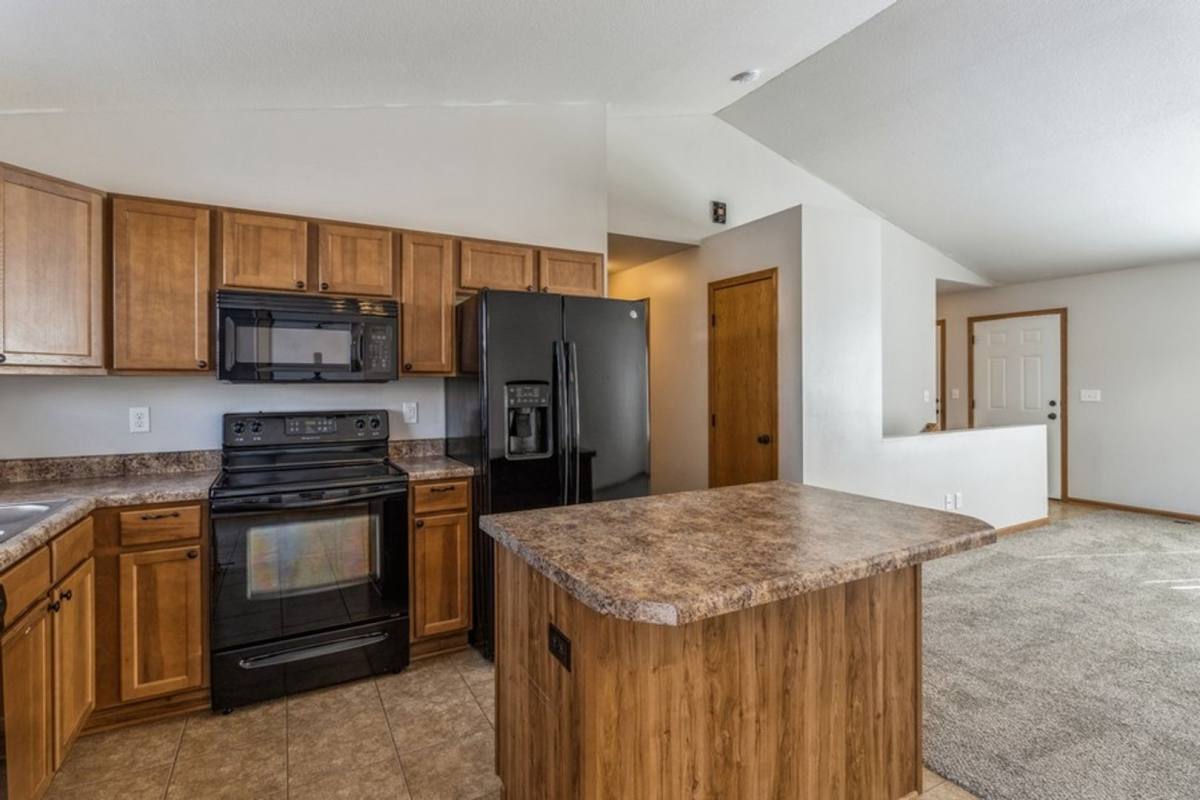 House for rent at 3518 NW 20th St, Ankeny, IA 50023