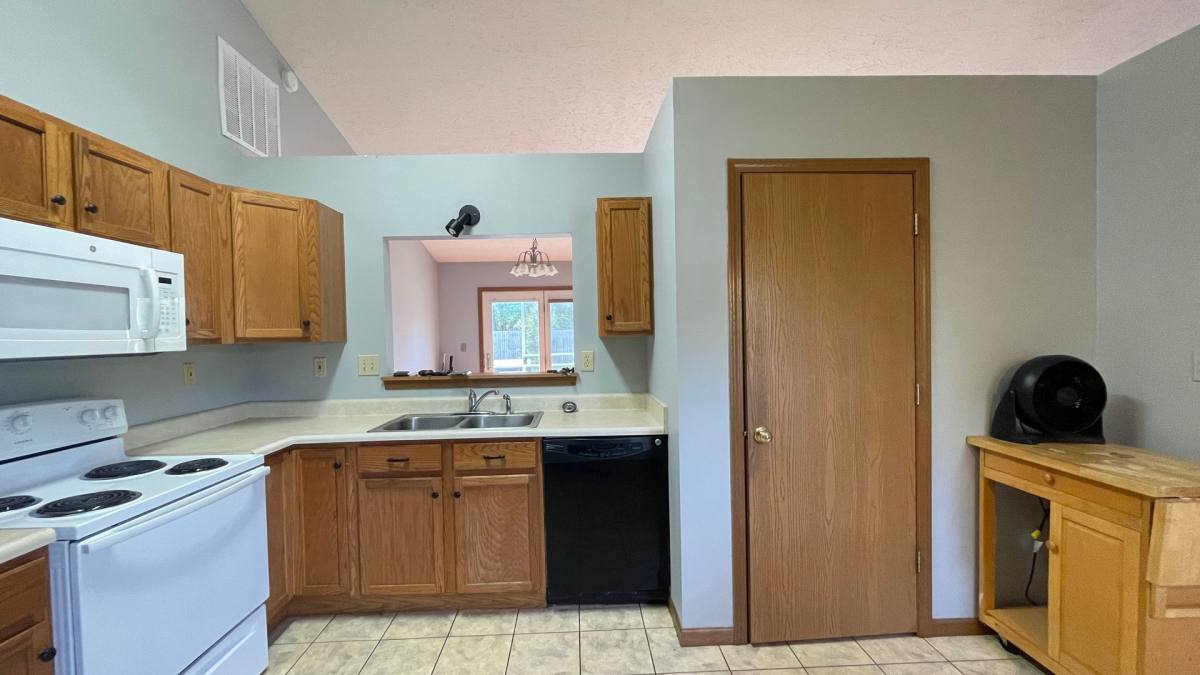 House for rent at 2417 Depauw Dr, West Lafayette, IN 47906