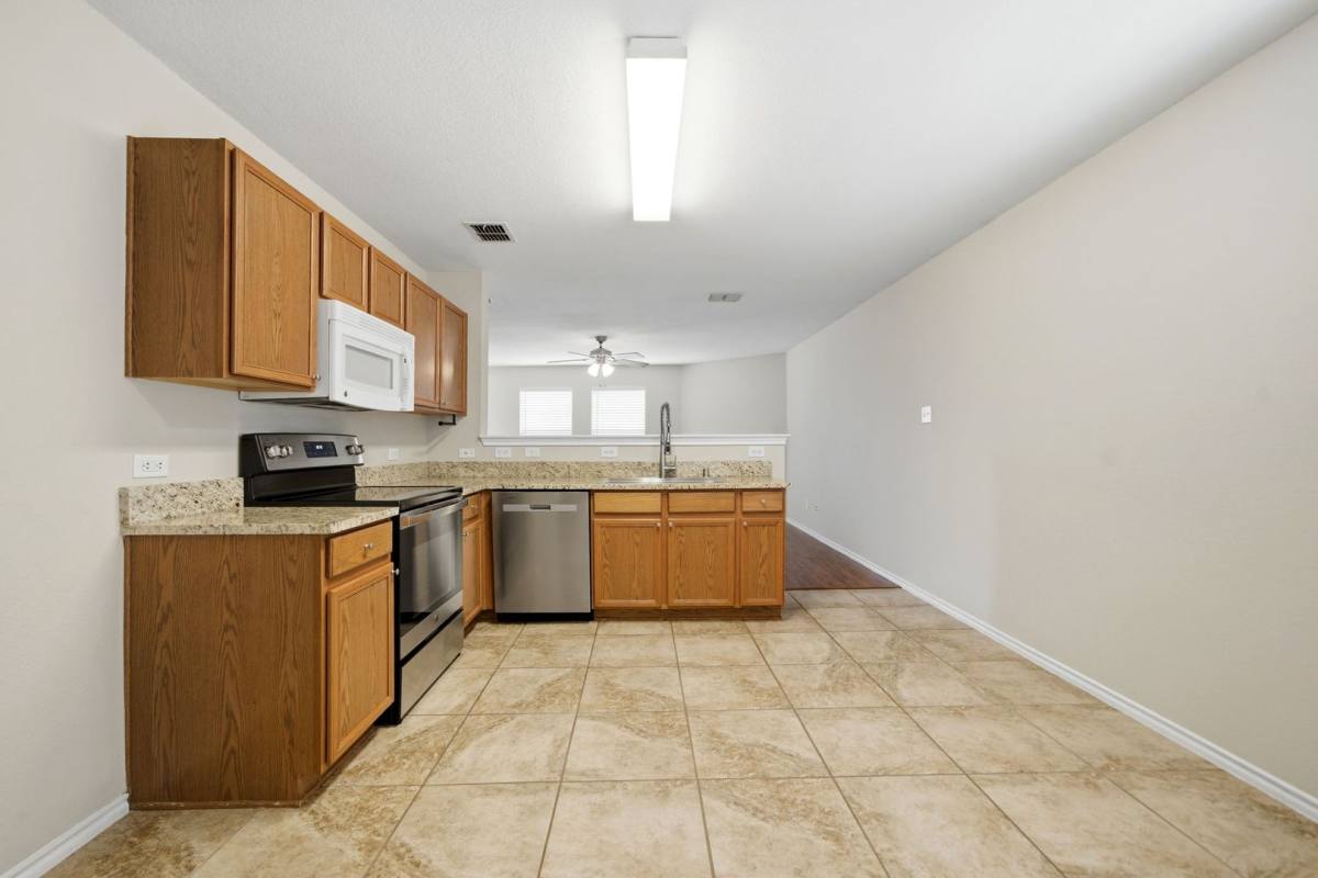House for rent at 712 Preston Dr, Royse City, TX 75189