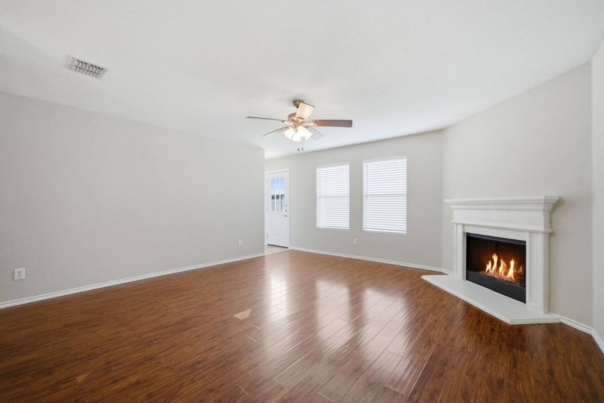House for rent at 712 Preston Dr, Royse City, TX 75189