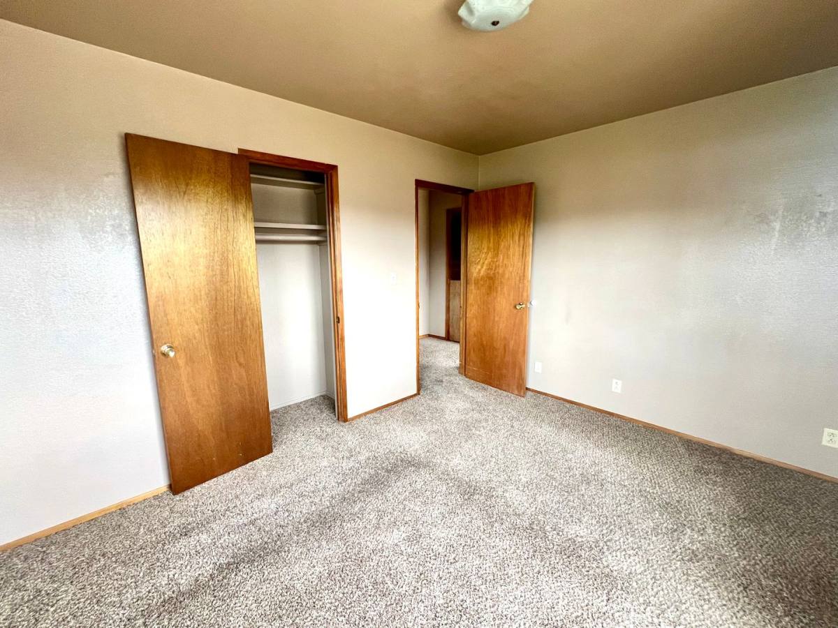 House for rent at 1680 Garfield St, North Bend, OR 97459