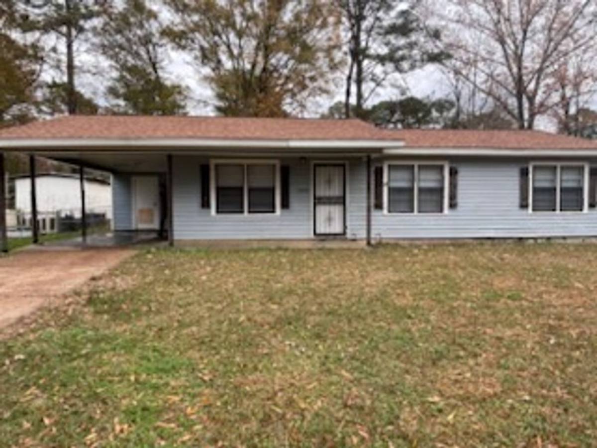 2860 Charleston Dr, Jackson, MS 39212 - House for Rent