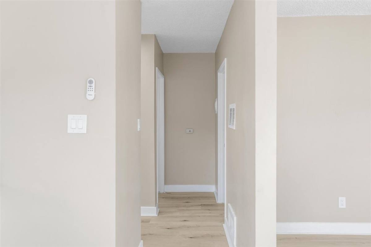 Apartment for rent at 531 W Hyde Park Blvd #14, Inglewood, CA 90302