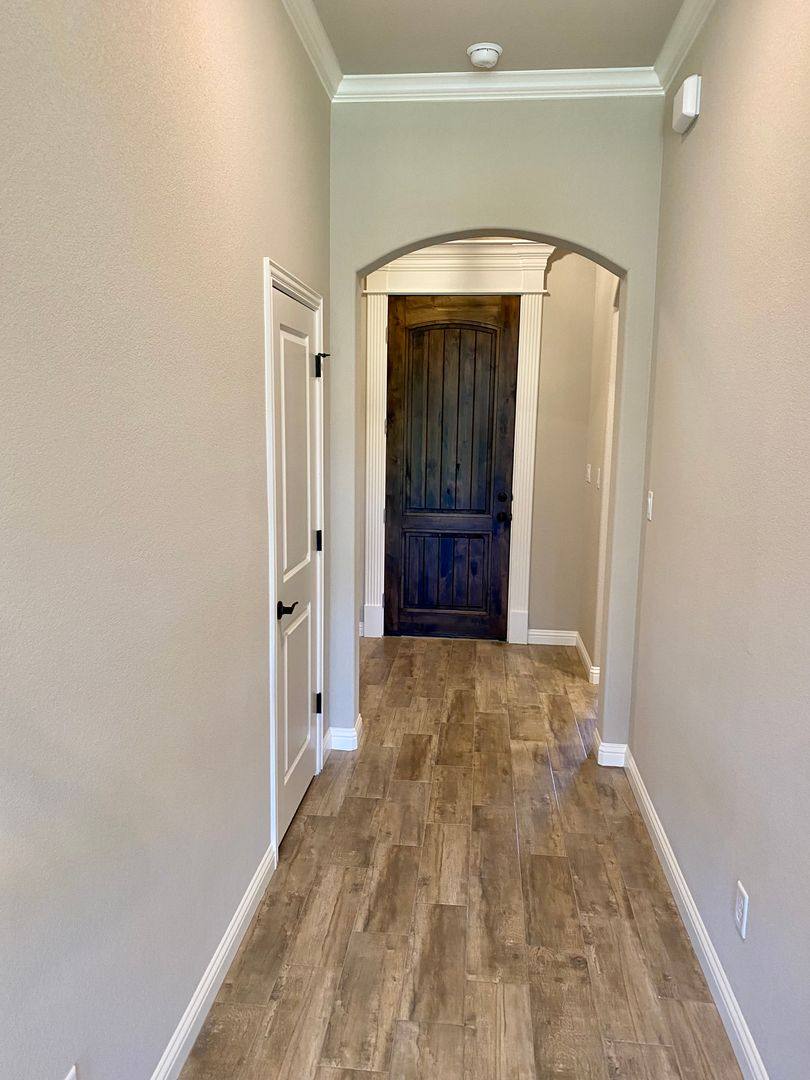 House for rent at 3002 Promenade Dr, Granbury, TX 76049