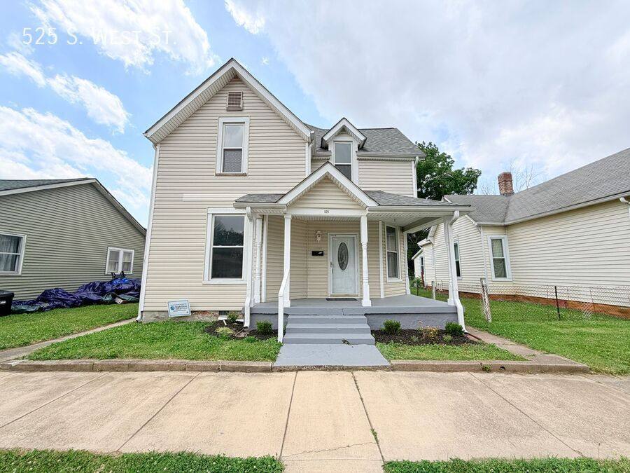 House for rent at 525 S W St, Shelbyville, IN 46176
