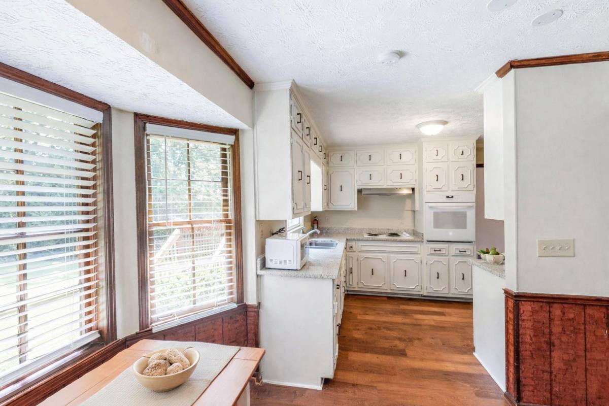 House for rent at 2116 Tudor Castle Circle, Decatur, GA 30035