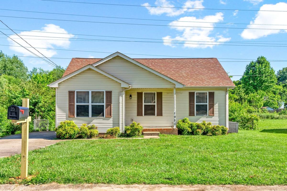 House for rent at 1985 Timberline Cr, Oak Grove, KY 42262