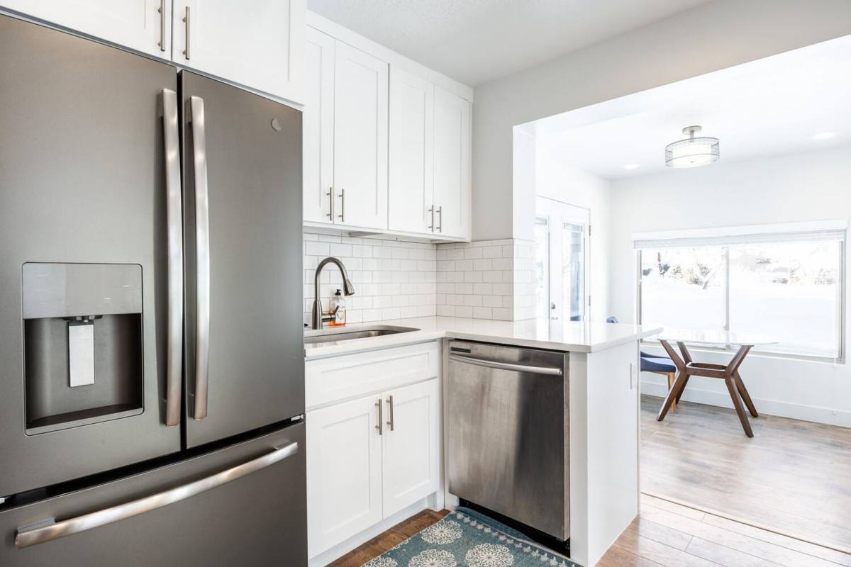 House for rent at 1813 E 1700 S, Salt Lake City, UT 84108
