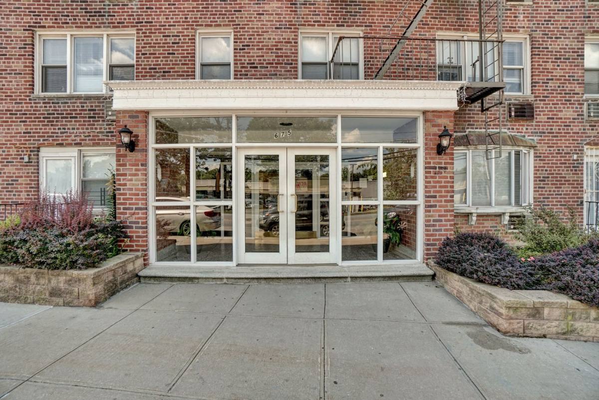 Apartment for rent at 675 McLean Ave, Yonkers, NY 10704