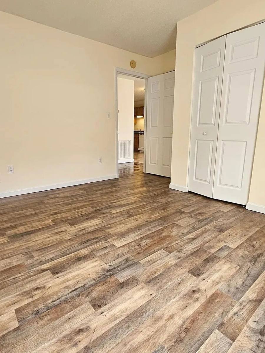 Apartment for rent at 1840 Presswood Rd, Johnson City, TN 37604