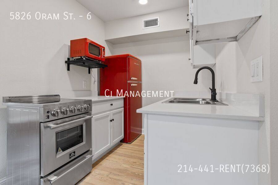 Apartment for rent at 5826 Oram St #6, Dallas, TX 75206