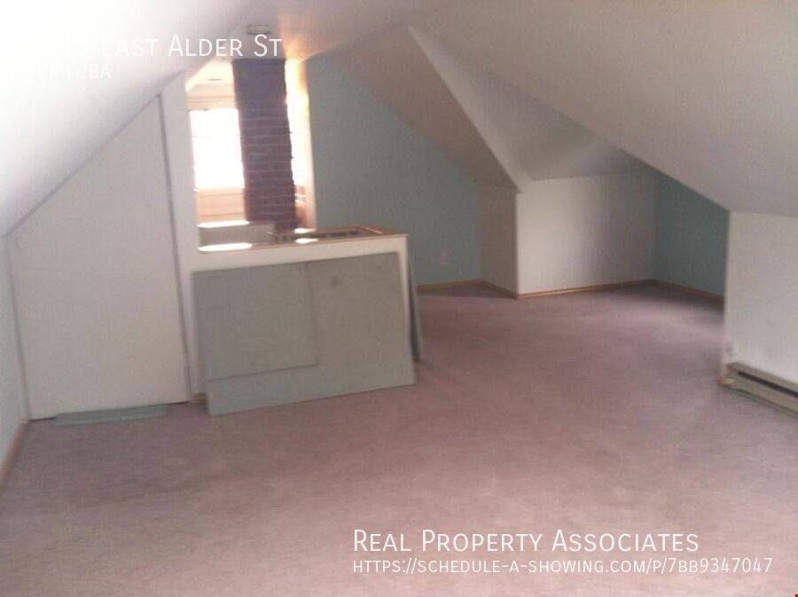 House for rent at 2915 E Alder St, Seattle, WA 98122