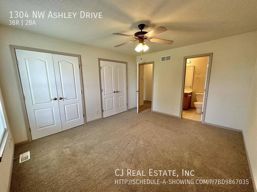 House for rent at 1304 NW Ashley Dr, Grain Valley, MO 64029