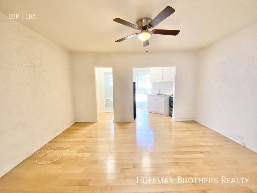Apartment for rent at 473 S Roxbury Dr #1 2, Beverly Hills, CA 90212