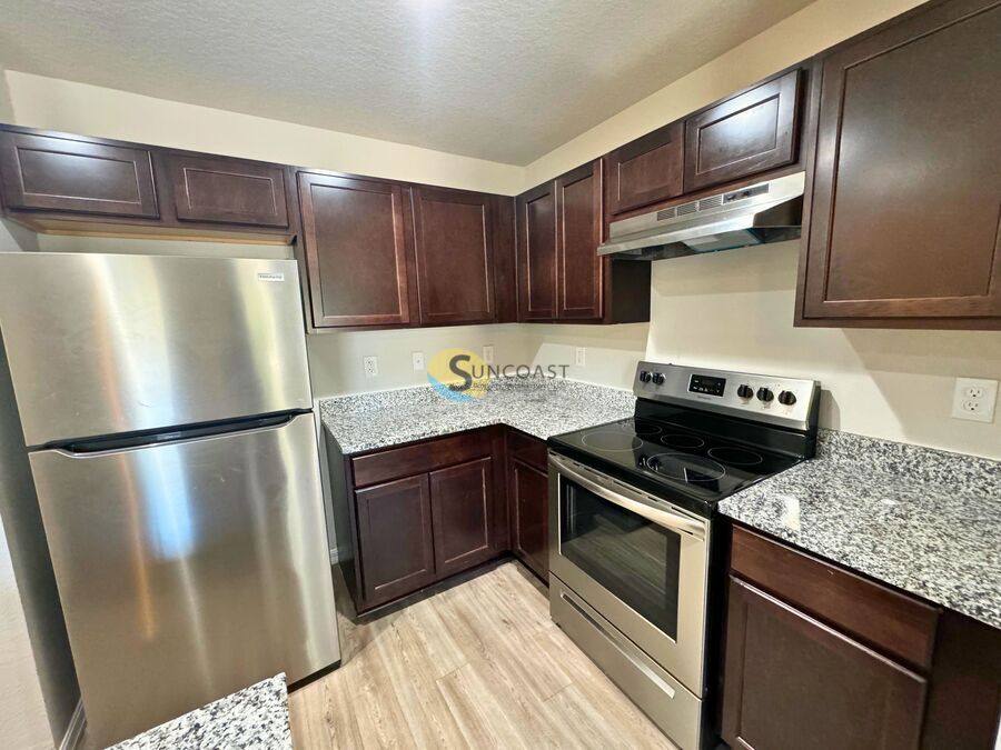 Apartment for rent at 7632 Mailes Court #7632102, Jacksonville, FL 32210