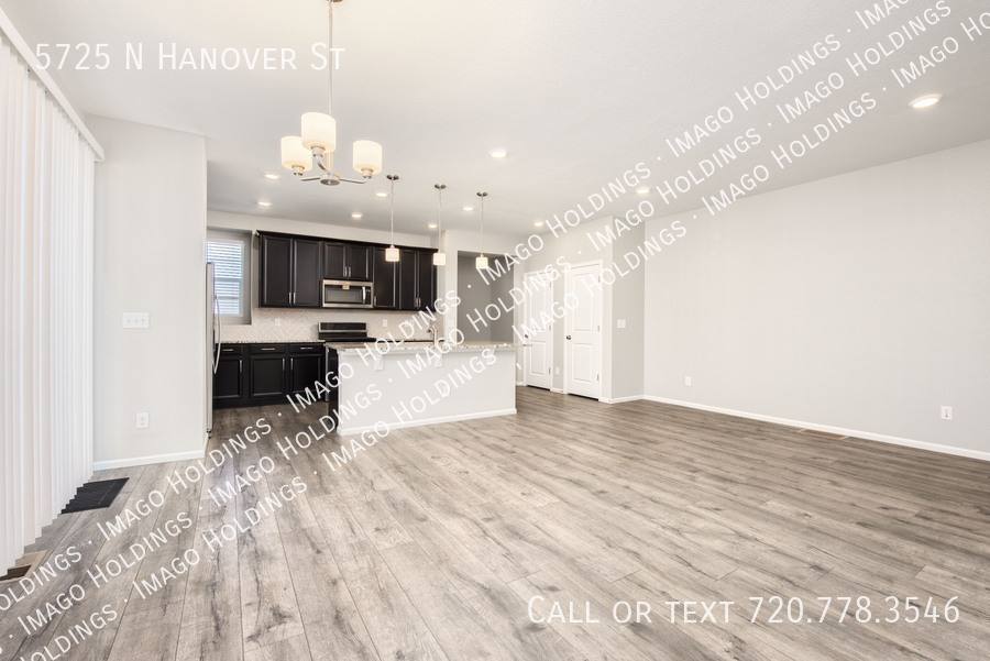 Townhouse for rent at 5725 N Hanover St, Denver, CO 80238