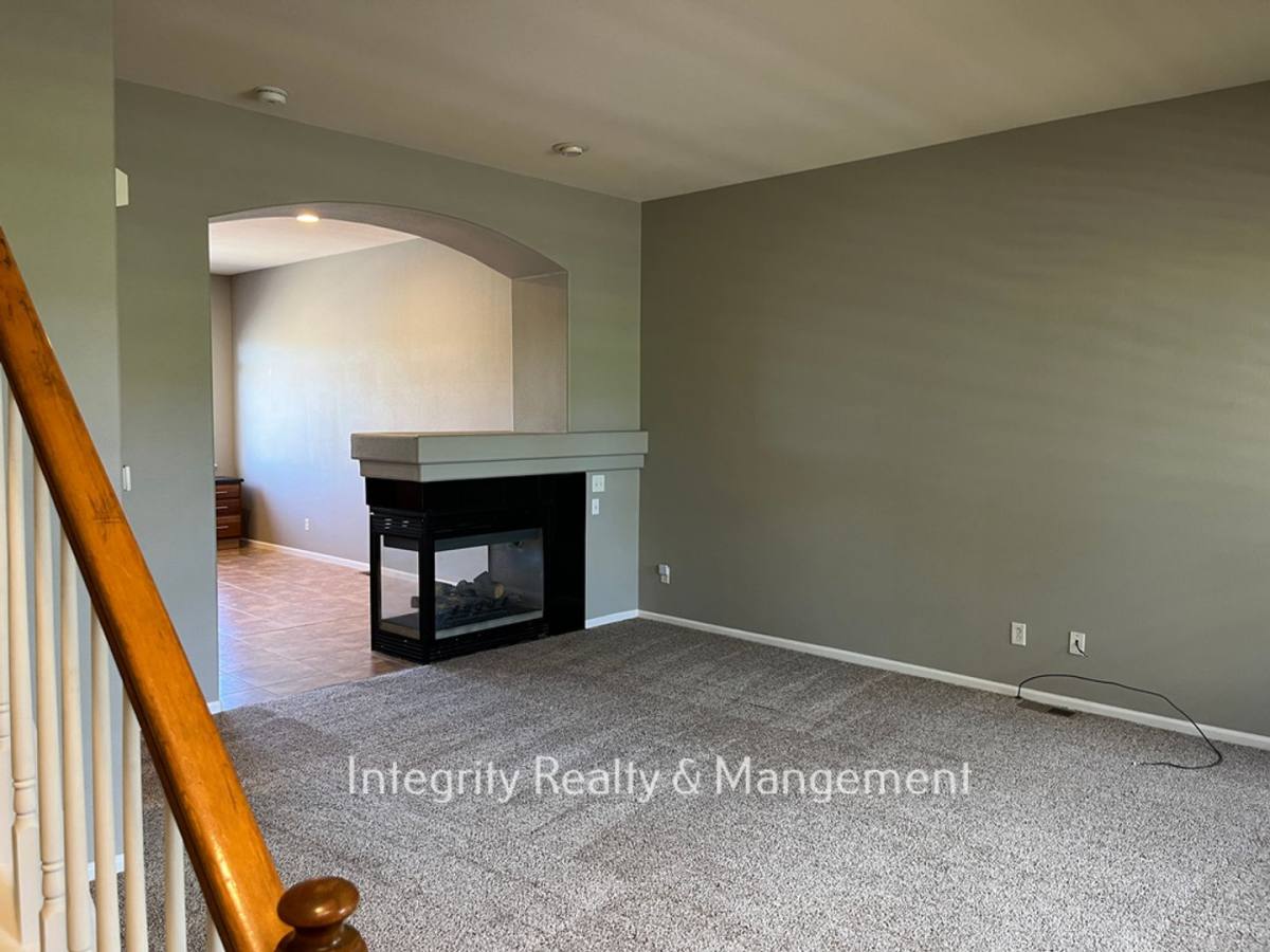 Townhouse for rent at 1496 Royal Troon Dr, Castle Rock, CO 80104