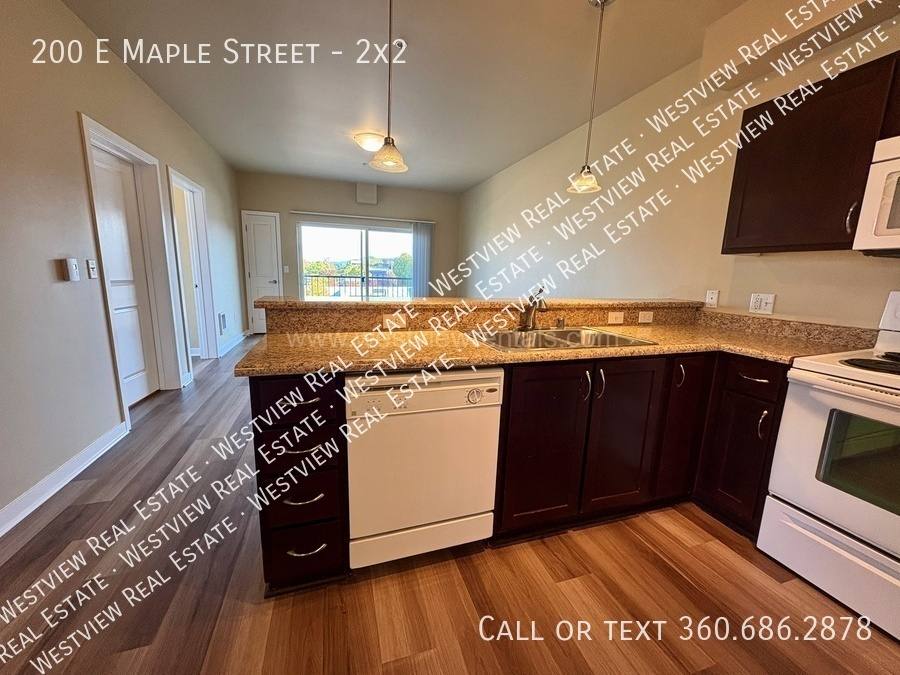 Apartment for rent at 200 E Maple St #2X2, Bellingham, WA 98225