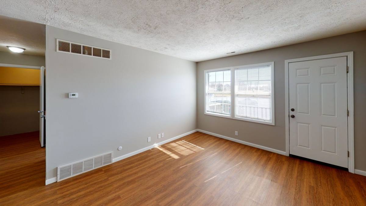 Apartment for rent at 3220-3222 W 13th St, Grand Island, NE 68803