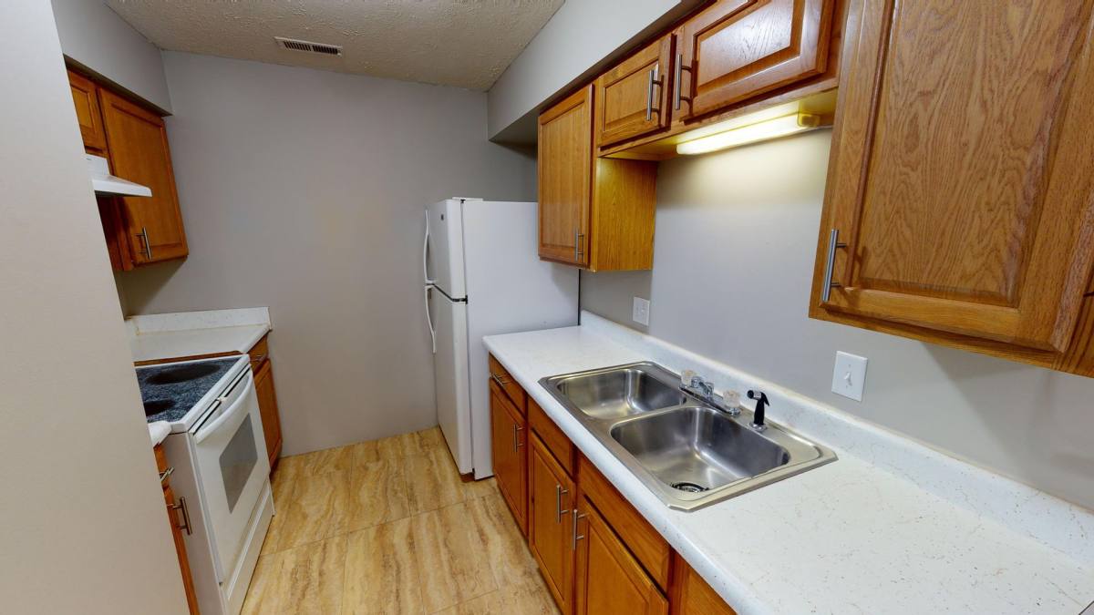 Apartment for rent at 3220-3222 W 13th St, Grand Island, NE 68803