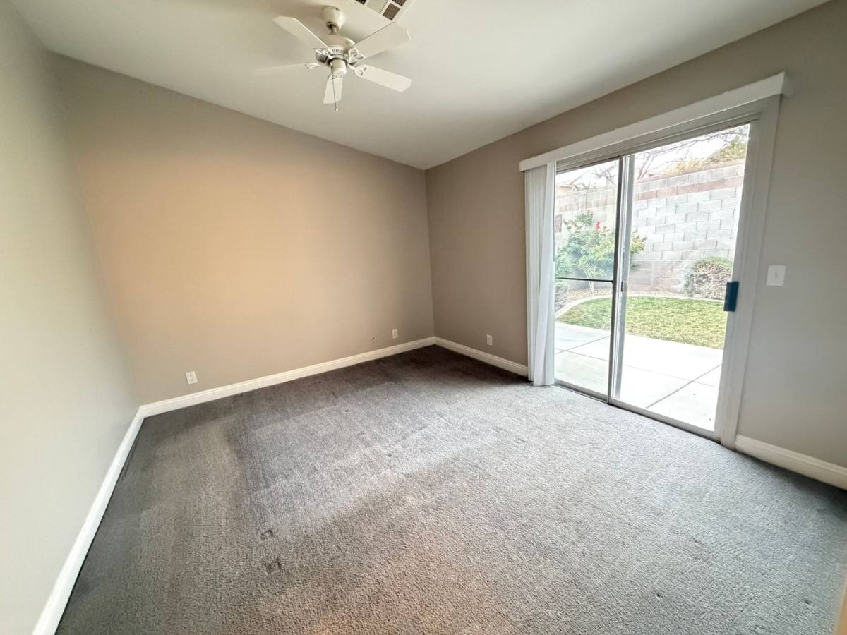 House for rent at 1433 Iron Springs Dr, Las Vegas, NV 89144