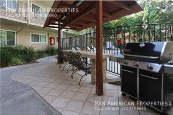 Apartment for rent at 400 Merrimac Way #20, Costa Mesa, CA 92626