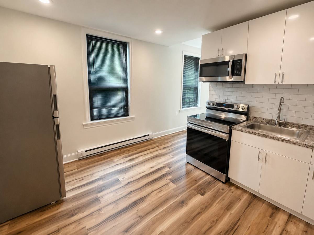 Apartment for rent at 1706 N 25th St #2, Philadelphia, PA 19121