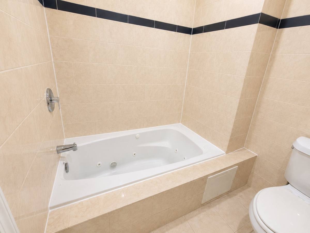 Apartment for rent at 1706 N 25th St #2, Philadelphia, PA 19121