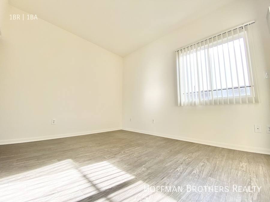 Apartment for rent at 251 Robinson St #108, Los Angeles, CA 90026