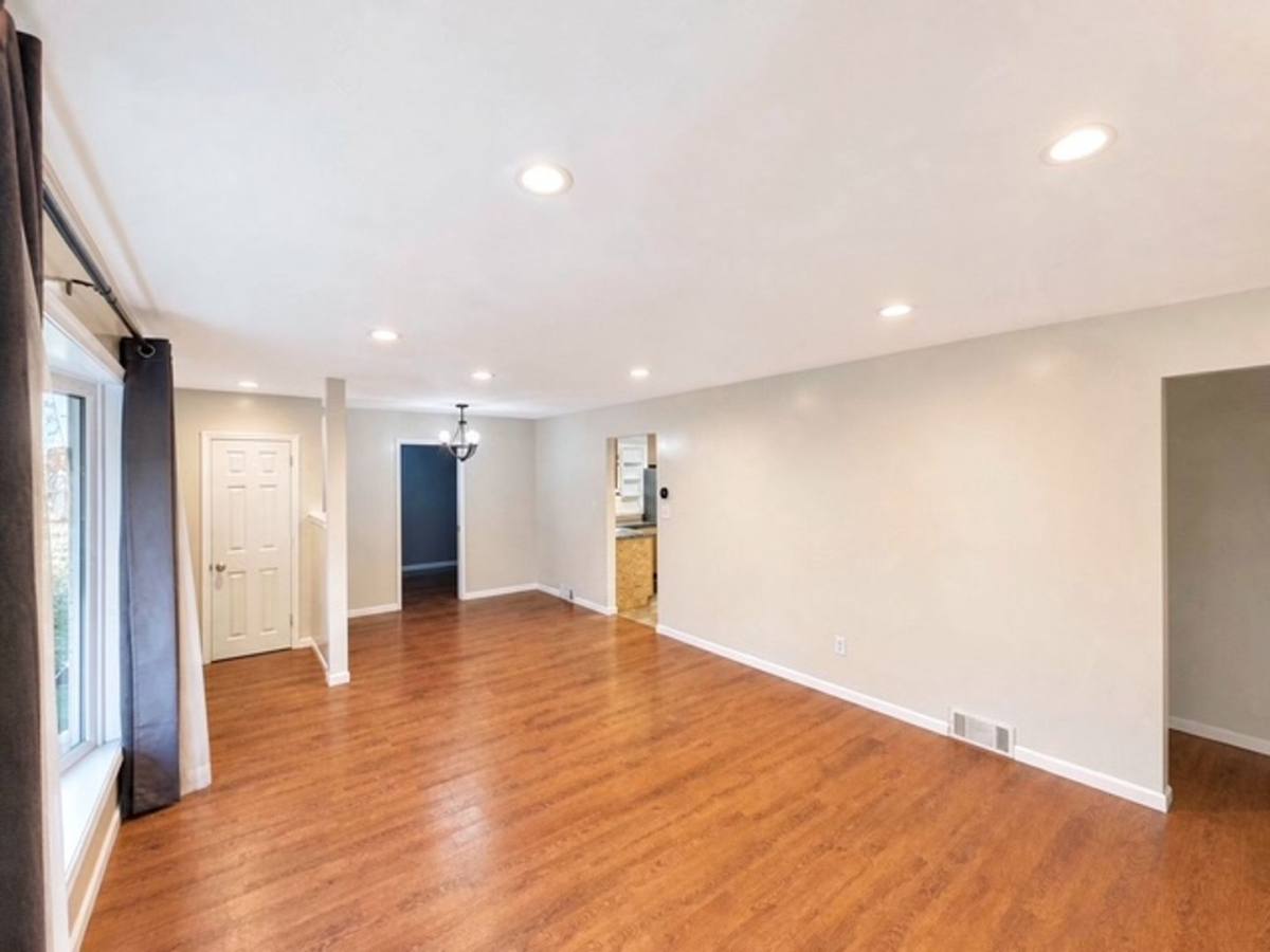 House for rent at 3703 Mount Vernon Ave, Brookhaven, PA 19015