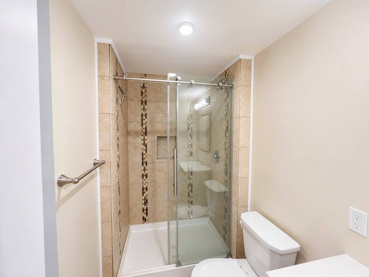 House for rent at 3703 Mount Vernon Ave, Brookhaven, PA 19015