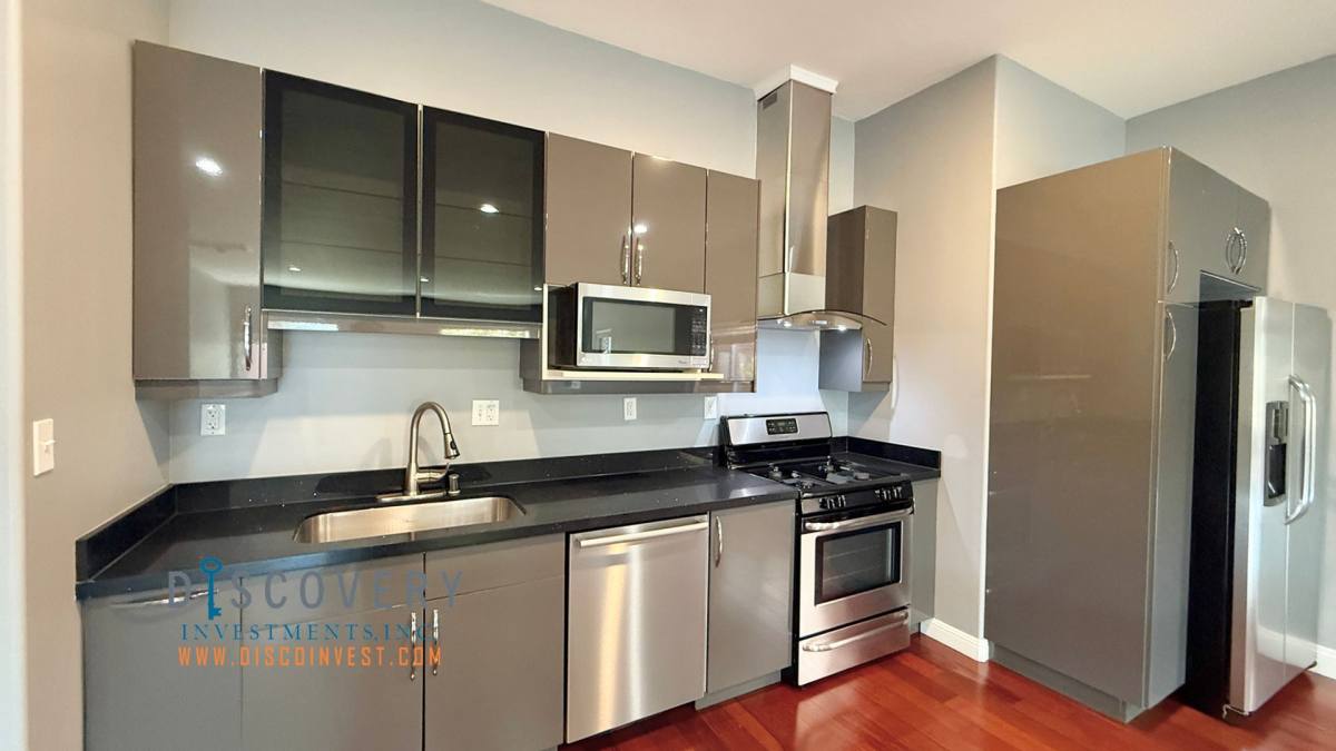 Condo for rent at 1488 14th St, Oakland, CA 94607