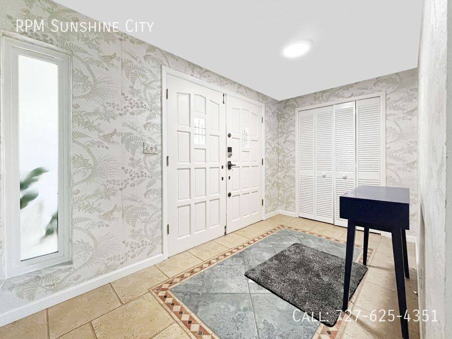 House for rent at 1031 Honeysuckle Rd, Largo, FL 33770