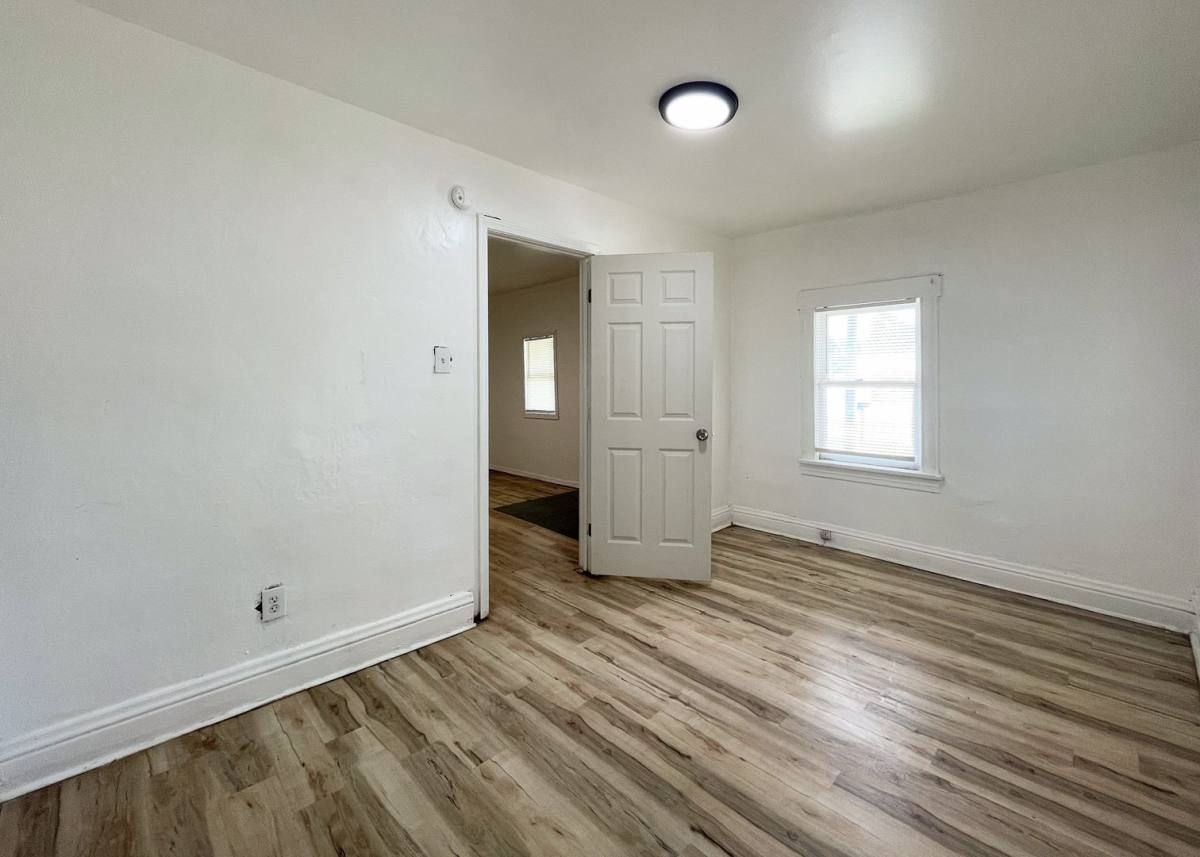 House for rent at 1523 E 4th, Hutchinson, KS 67501
