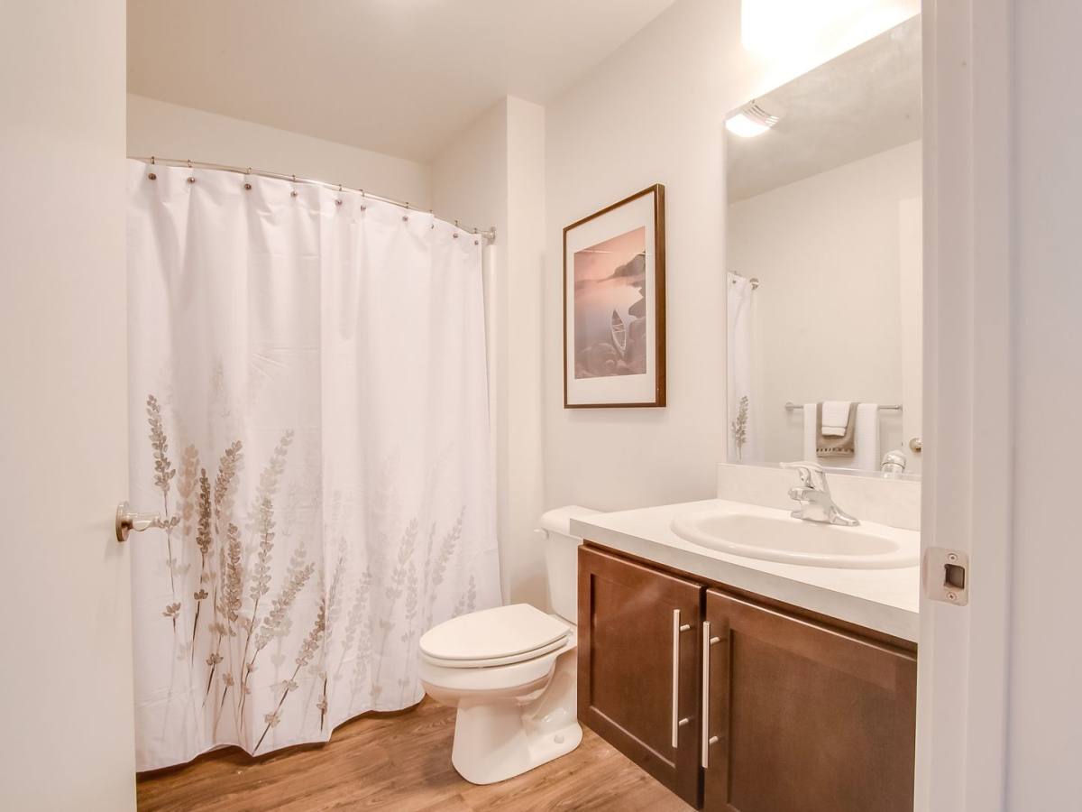 Apartment for rent at 1308 NE Dekum, Portland, OR 97211