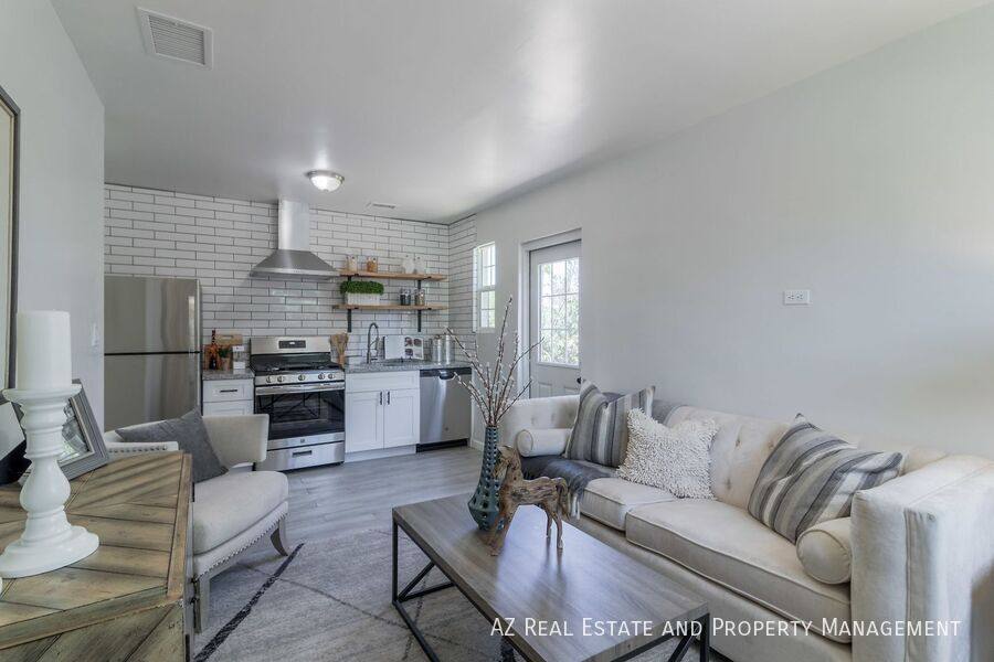 Condo for rent at 1649 E Oak St #9, Phoenix, AZ 85006