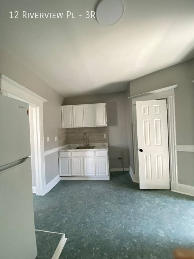 Apartment for rent at 12 Riverview Place #3R, Yonkers, NY 10701