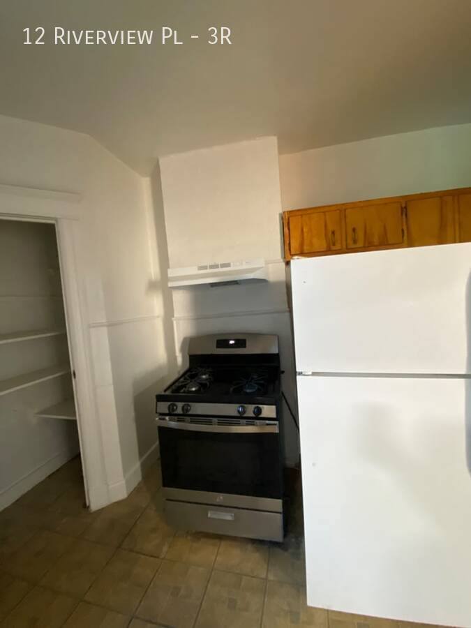 Apartment for rent at 12 Riverview Place #3R, Yonkers, NY 10701