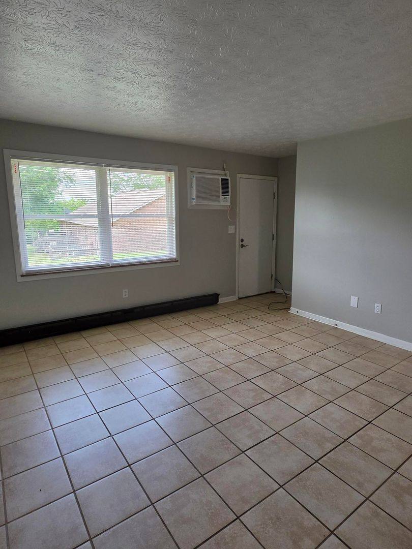 Apartment for rent at 144 Orchard Rd, Kingston, TN 37763