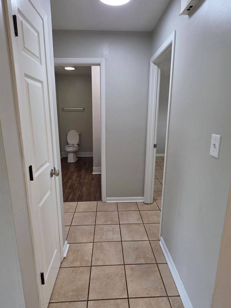 Apartment for rent at 144 Orchard Rd, Kingston, TN 37763