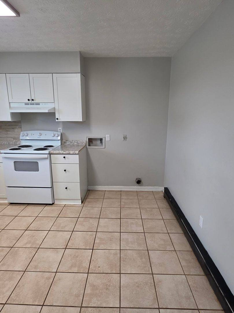 Apartment for rent at 144 Orchard Rd, Kingston, TN 37763