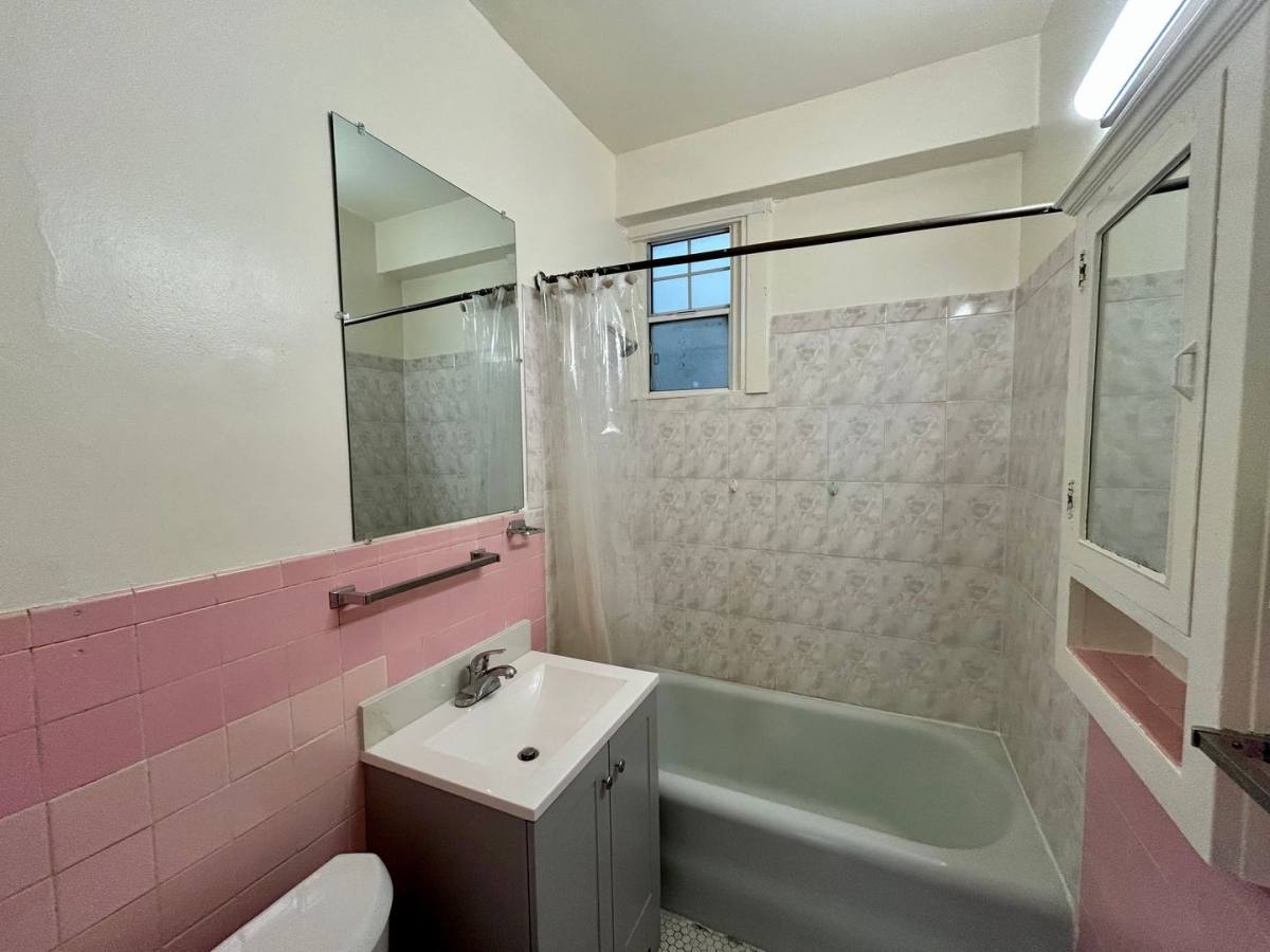 Apartment for rent at 1112 Larkin St #201, San Francisco, CA 94109