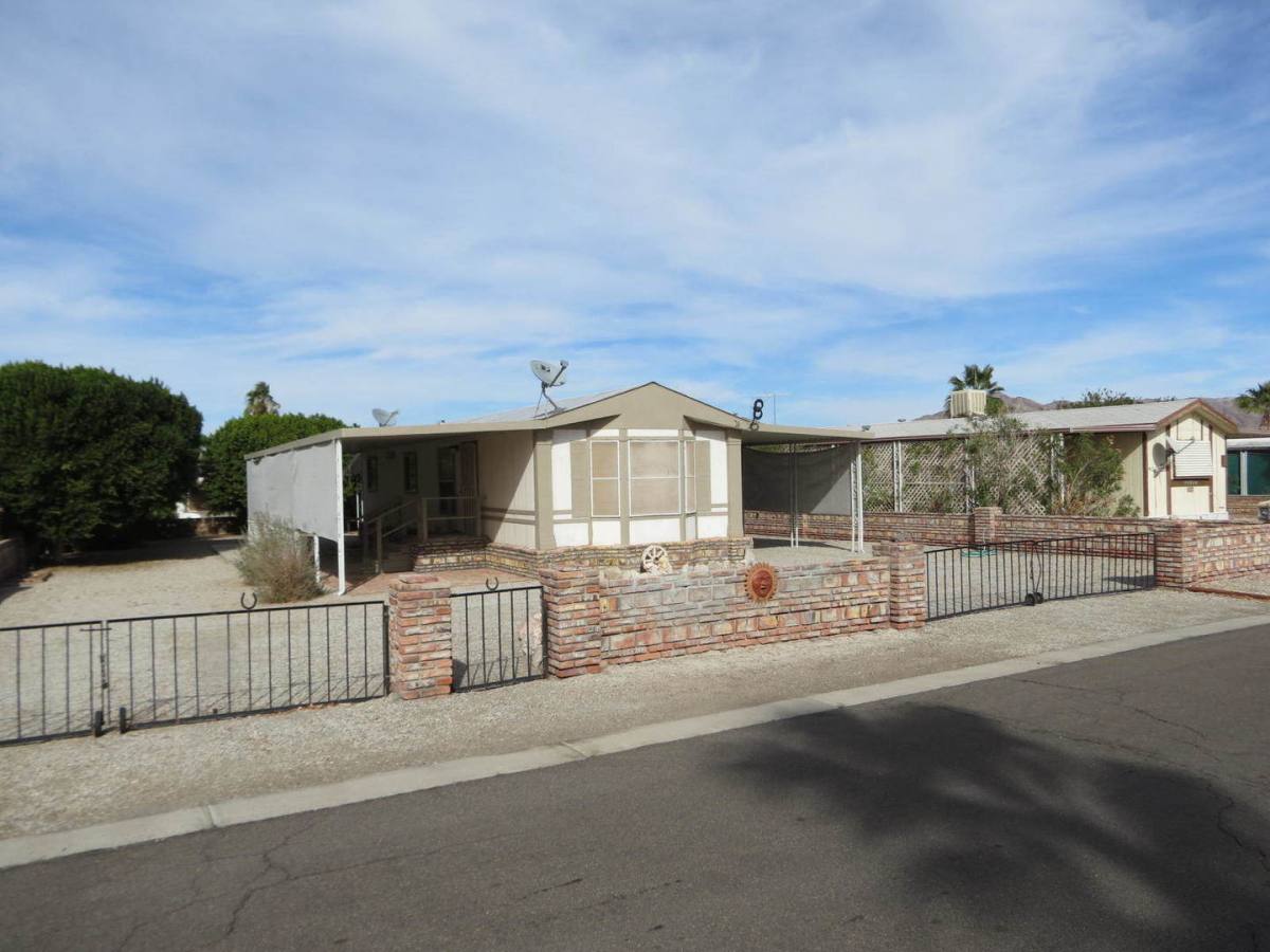 House for rent at 13614 E 44th Dr, Yuma, AZ 85367