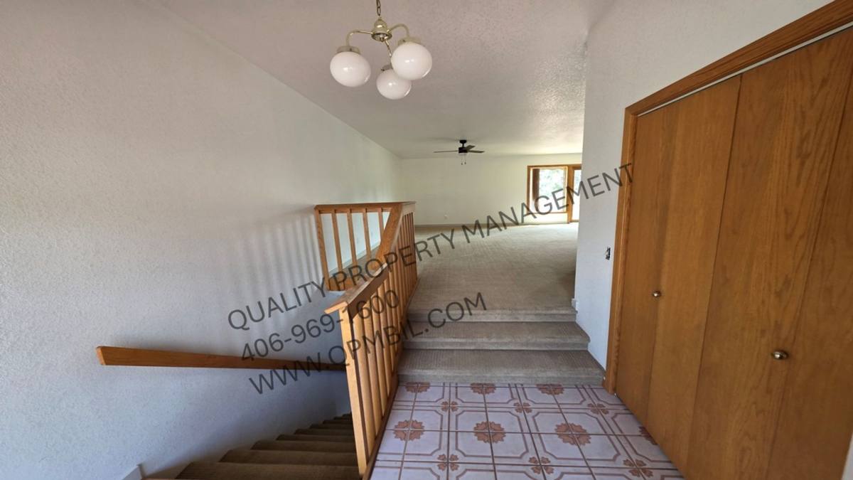 House for rent at 3441 Poly Dr, Billings, MT 59102