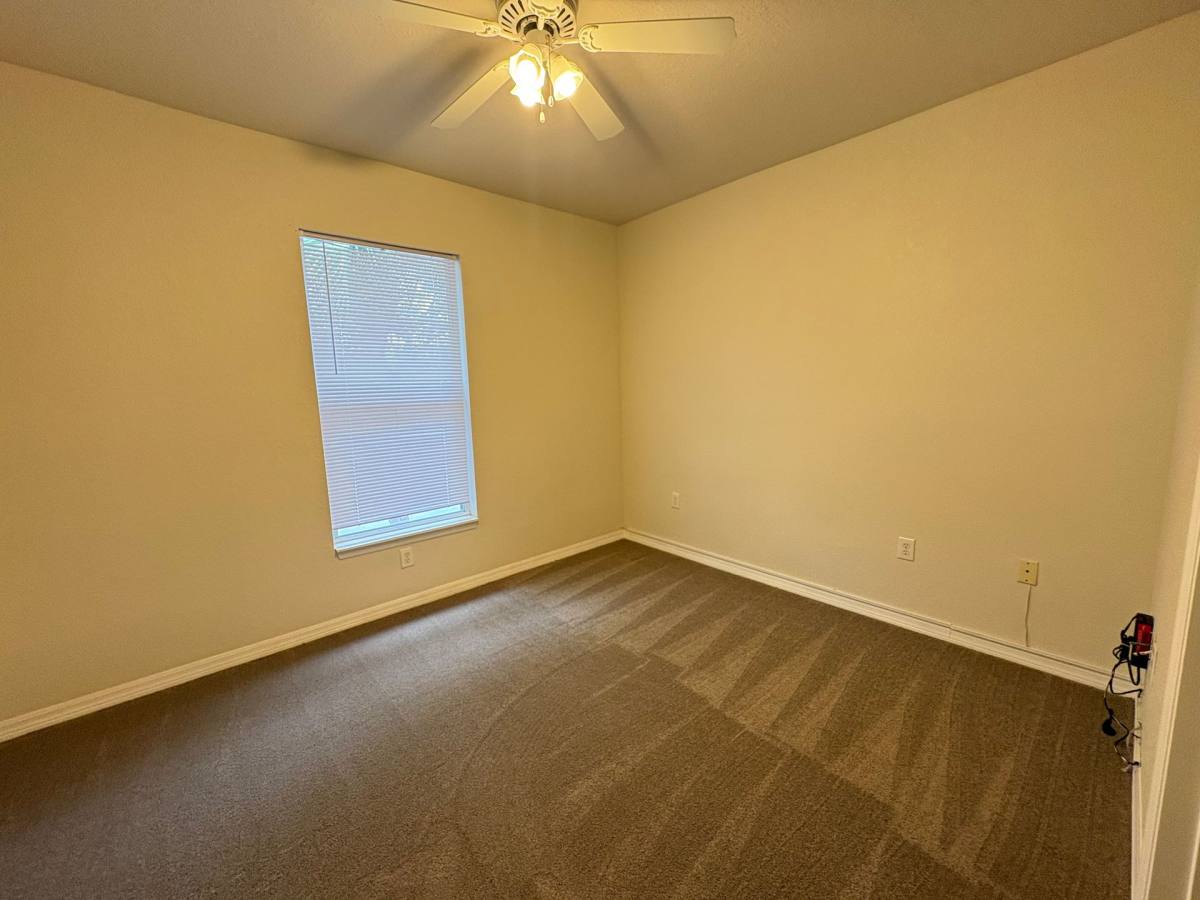 Apartment for rent at 1004 Hemingway Circle, Haines City, FL 33844