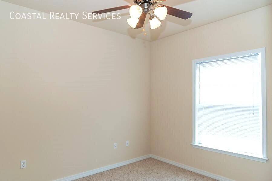 Townhouse for rent at 1469 Bentley Circle, Fort Walton Beach, FL 32547