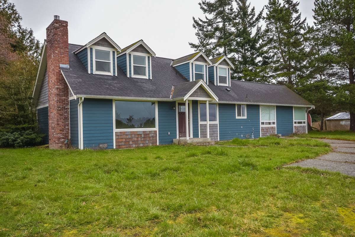 House for rent at 90 Vine St, Coupeville, WA 98239